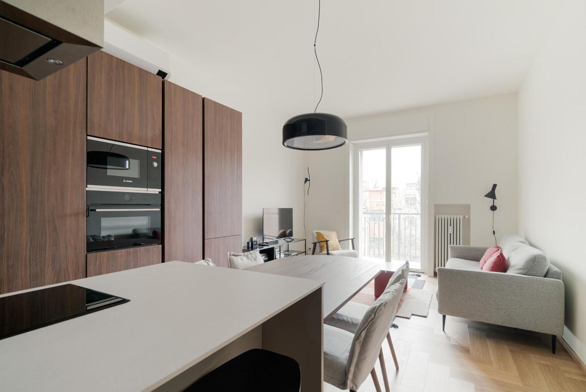 Wagner - Life - Luminoso Trilocale Di Design *
